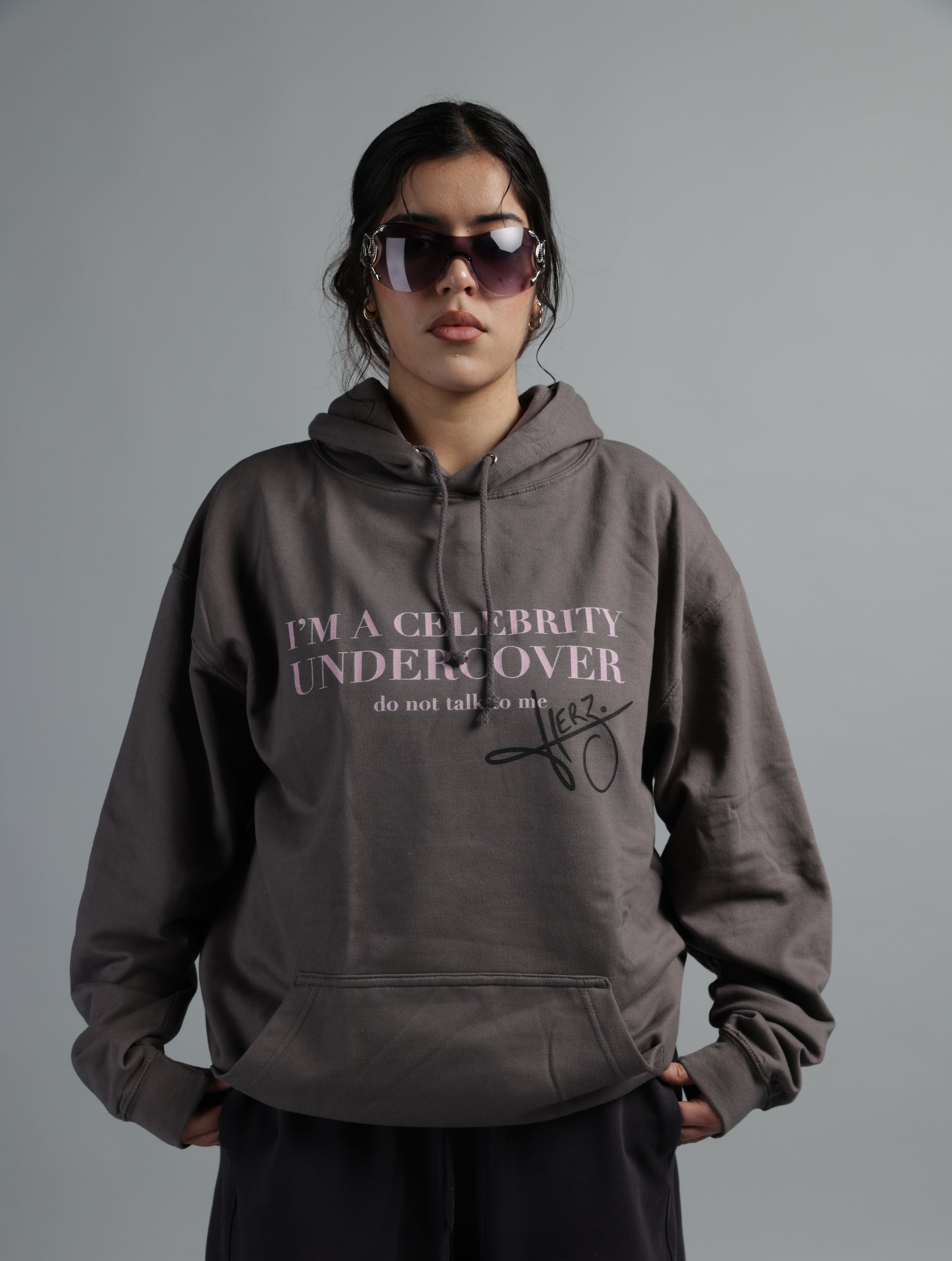 CELEBRITY UNDERCOVER – hoodie